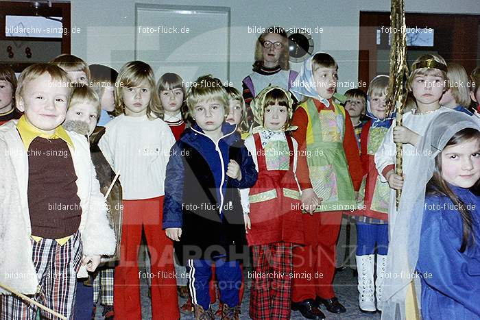 1974 Kindergarten St. Peter Heilige 3 Könige: KNSTPTHLKN-011127