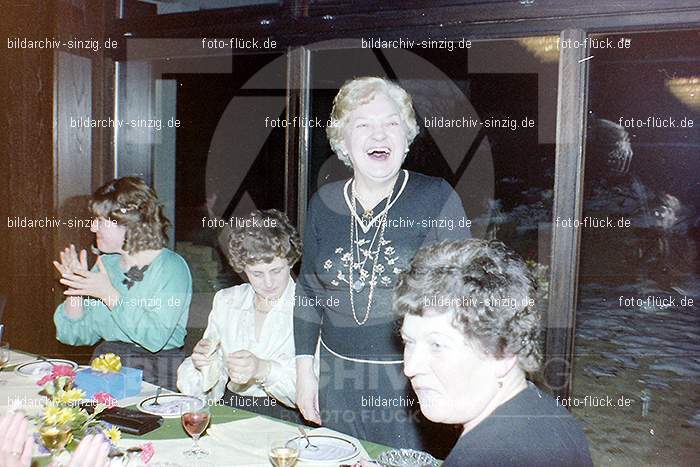 1978 Avonberaterinnen im Dorinhotel Bad Neuenahr: VNDRBDNN-011999