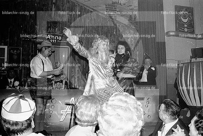 1971/1970 Karneval Ball im Saalherges Westum: KRBLSLWS-014625