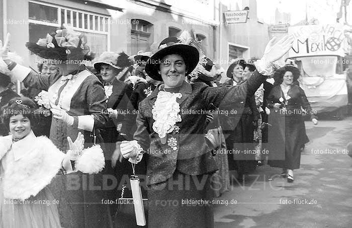 1970 Karneval - Kinderzug in Sinzig: KNSN-015234