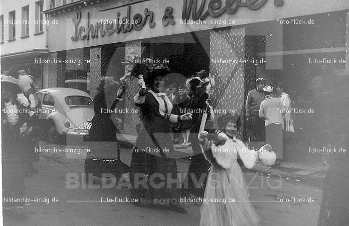 1970 Karneval - Kinderzug in Sinzig: KNSN-015255