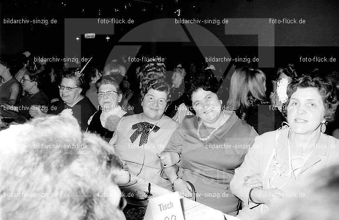 Stadtmaure - Möhnesitzung im Helenensaal 1970: STMHHL-003009