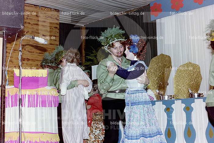 1980 Möhnekaffee im Helenensaal Sinzig: MHHLSN-007817