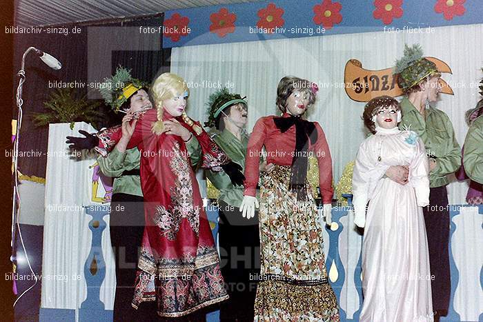 1980 Möhnekaffee im Helenensaal Sinzig: MHHLSN-007824