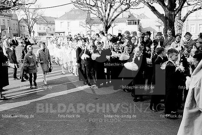 1967 Weißer Sonntag Kommunion in Sinzig St. Peter: WSSNKMSNSTPT-009960